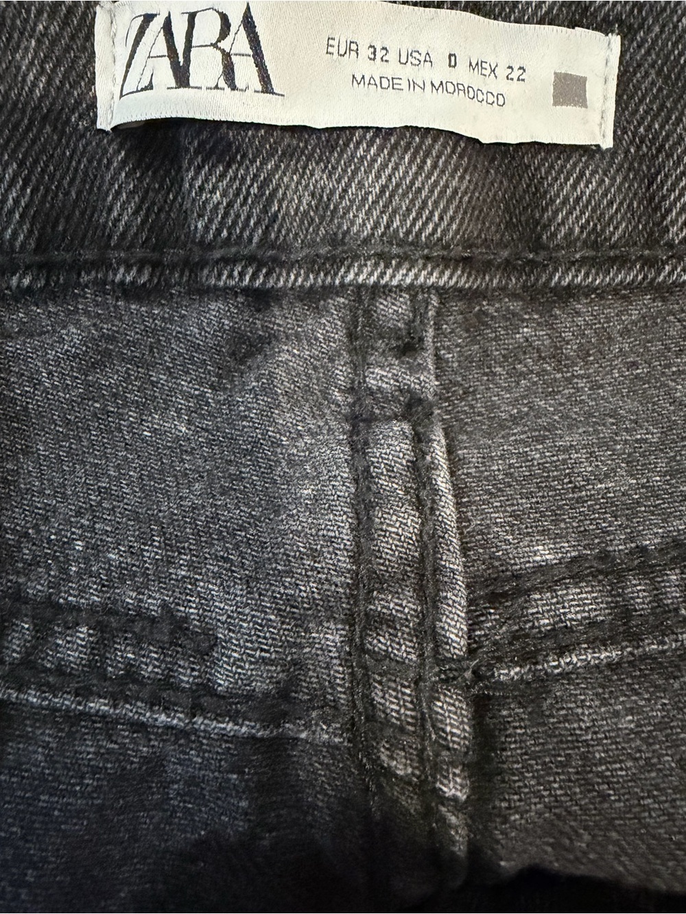 Zara women’sWashed Black Tapered Chinos - Picture 3 of 3